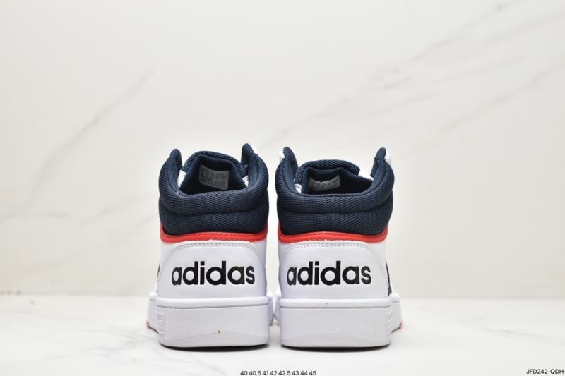 Adidas Sneakers